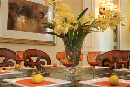 formal dining room setting 