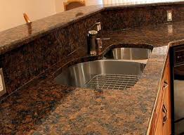 shiney granit counter-top 